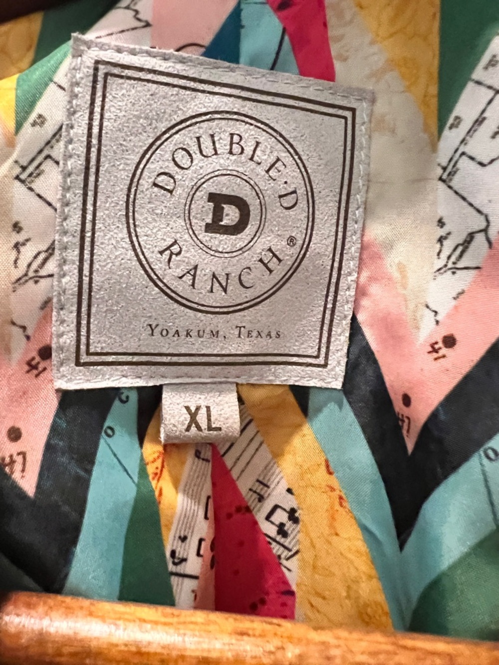 Double D Ranch White Señorita Studded Leather Jacket with Colorful Patch Accents - Picture 5 of 5